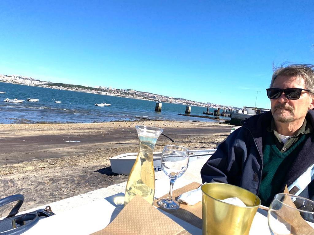Plage Joao De Caparica Кошта-да-Капаріка Екстер'єр фото